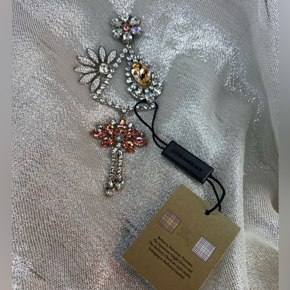 BURBERRY LJ🌼DAISY T Drop Earring🔥Asymmetrical LOOK🌼Retail $995🔥NWT/Box🎁ROSE - Picture 3 of 17